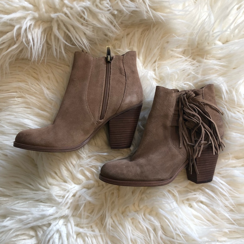 Vince Camuto Harlan Fringe Booties 8.5